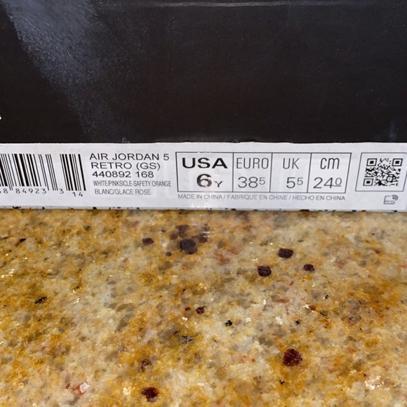 New in Box Air Jordan Retro 5 - Picture 4 of 4